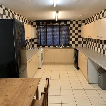 Leeds Rooms Leeds (West Yorkshire)